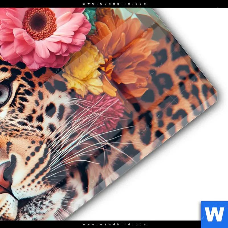 Acrylglasbild | Leopard mit Blütenkranz | Querformat