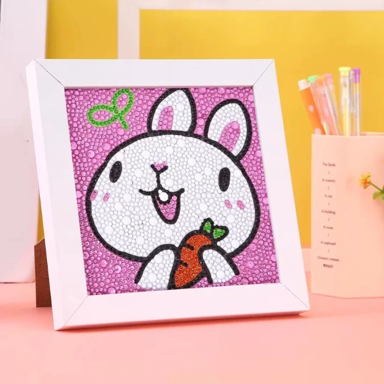 Häschen mit Rübe Kindermotiv mit Rahmen - Diamond Painting