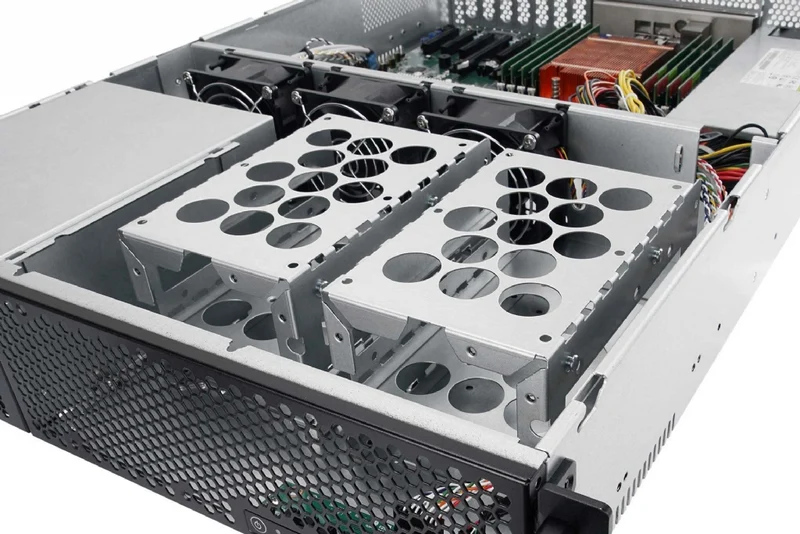 In-Win IW-R200-01N - 2U Feature Rich Server Chassis for Extended Motherboards
