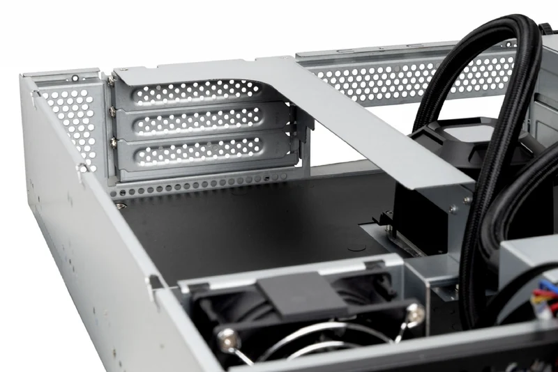 In-Win IW-RL200- 2U Feature Rich Server Chassis with Integrated Water Cooling, Full Height PCIe, Single 1200W Hot-Plug PSU (Dual Capable), Rail Kit