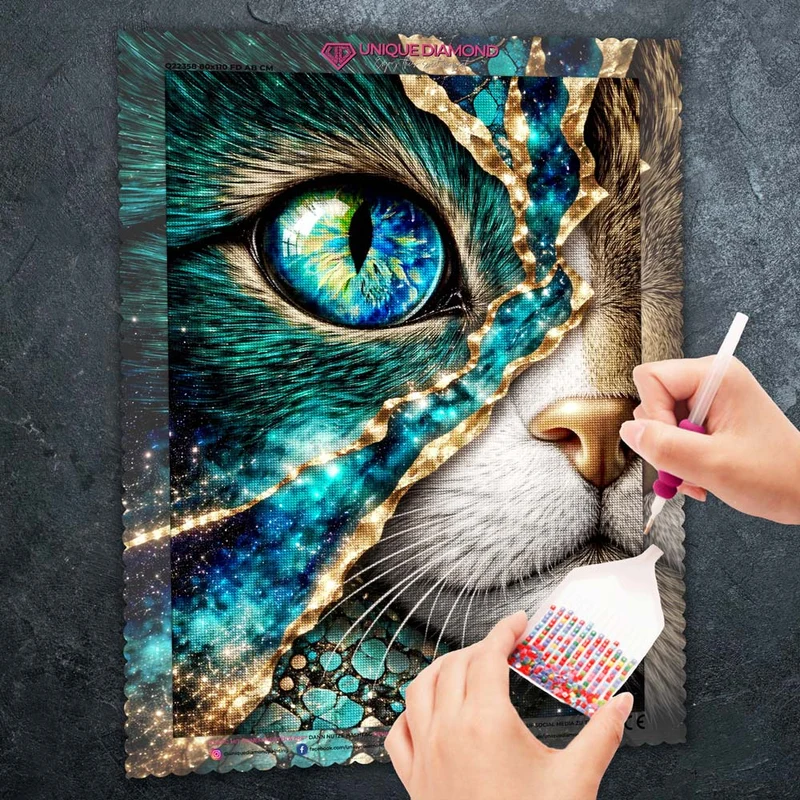 5D Diamond Painting – Cosmic Emerald Cat