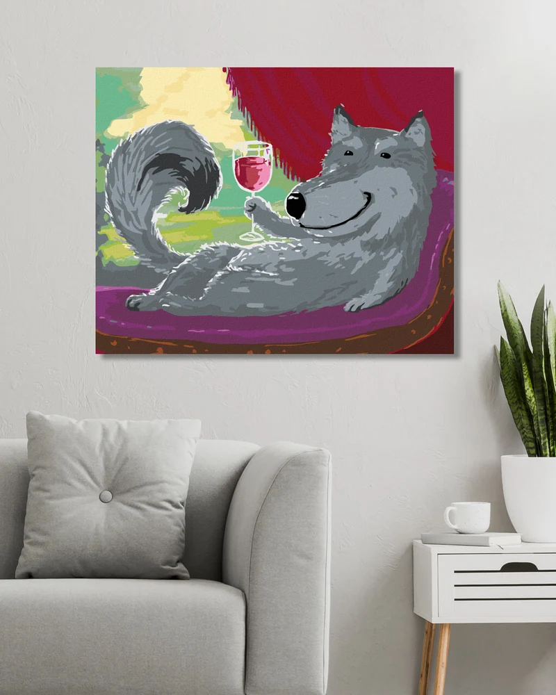 Diamond painting - GRAUER WOLF AUF EINEM SOFA MIT EINEM GLAS WEIN