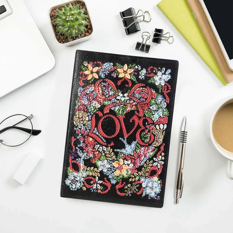 5D Diamond Painting Notizbuch – Florale LOVE-Magie