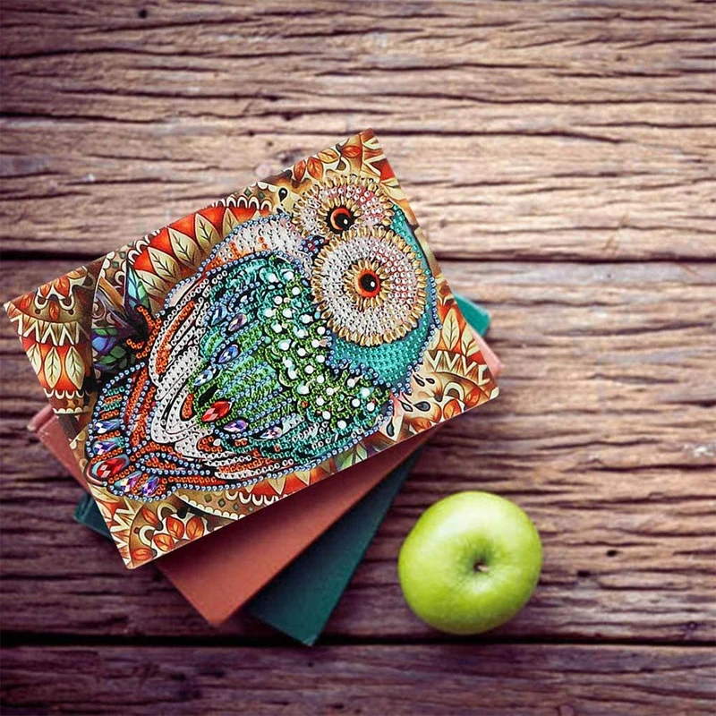Diamond Painting Notizbuch – Smaragd-Eule im Blätterrahmen