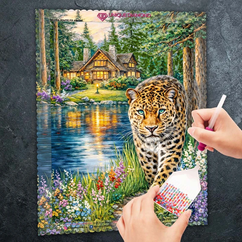5D Diamond Painting – Lakeside Leopard Haven