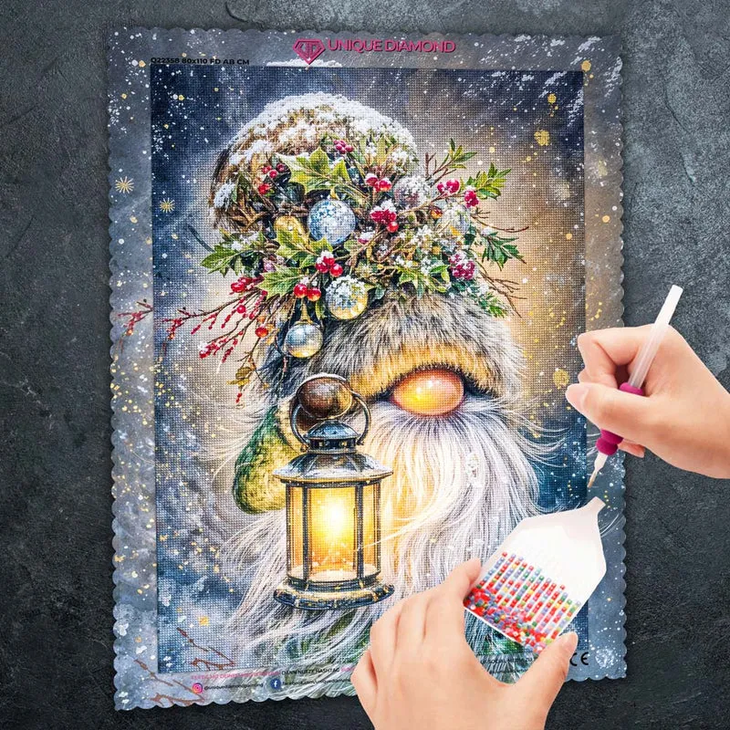 5D Diamond Painting – Winterwichtel mit Laterne
