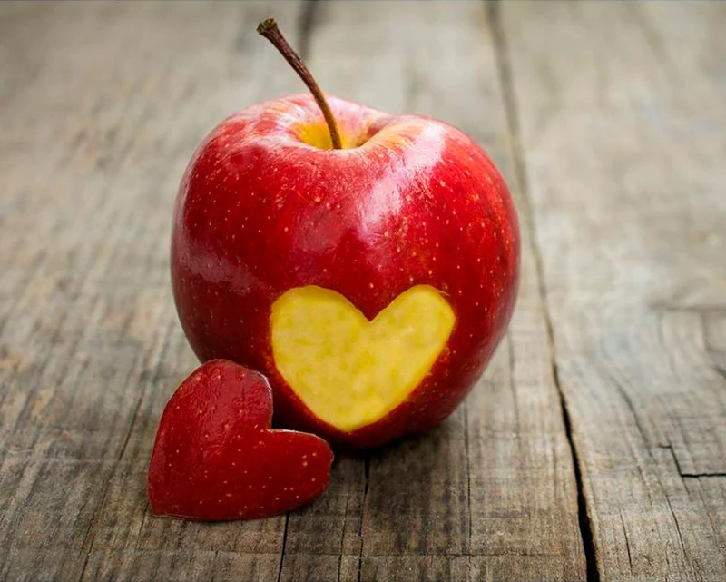 Red Apple Heart PIX-418
