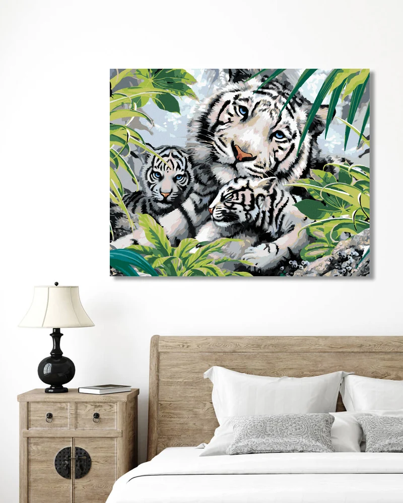 Diamond painting - WEISSER TIGER UND ZWEI JUNGTIERE (HOWARD ROBINSON)