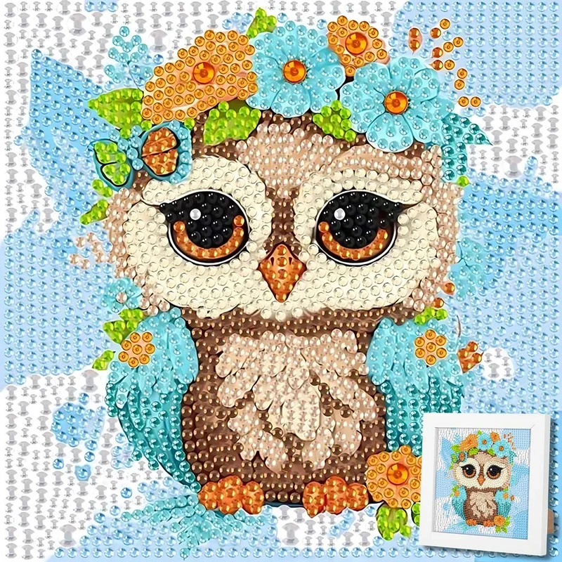 5D Diamond Painting Eulchen Livia im Blütenzauber mit Strasssteinchen