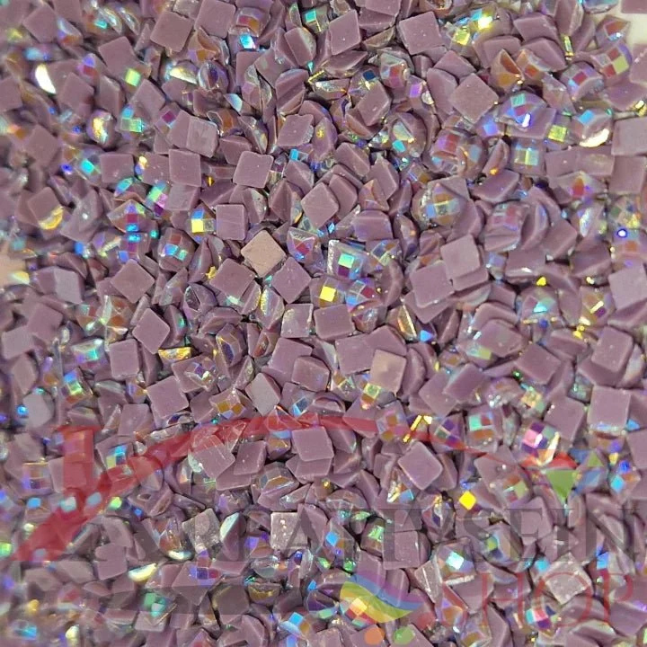 DMC 3041 Antique Violet MED - eckige Steine - Aurora Borealis (AB) - Diamond Painting