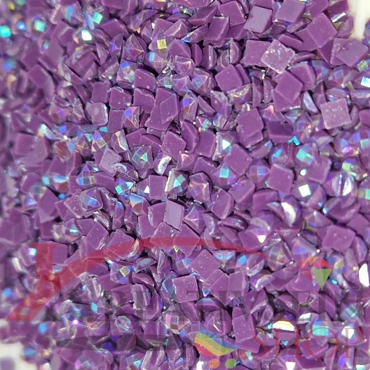 DMC 327 Violet DK - eckige Steine - Aurora Borealis (AB) - Diamond Painting