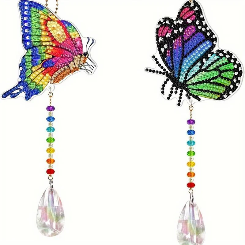 5D Diamond Painting Kristall-Windspiel – Glanzvolle Schmetterlinge im Regenbogen-Look