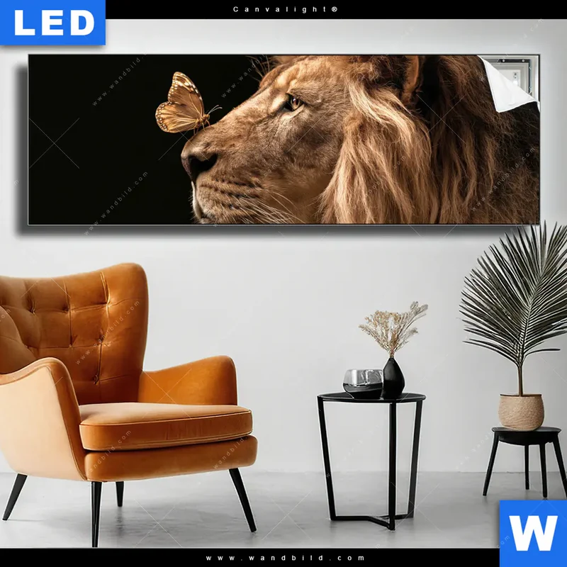 Canvalight® Leuchtbild | Löwe & Schmetterling | Panorama