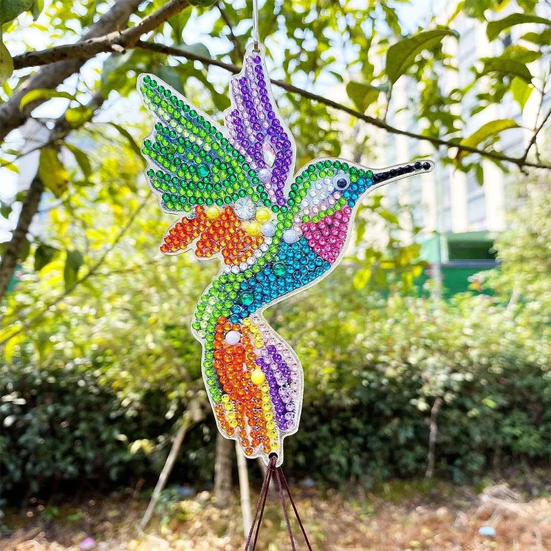 5D Diamond Painting Klang-Windspiel – Schillernder Kolibri mit Klangspiel