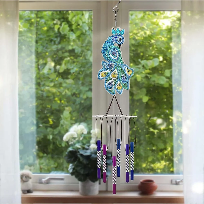 5D Diamond Painting Klang-Windspiel – Pfau der Farbenpracht mit Klangspiel