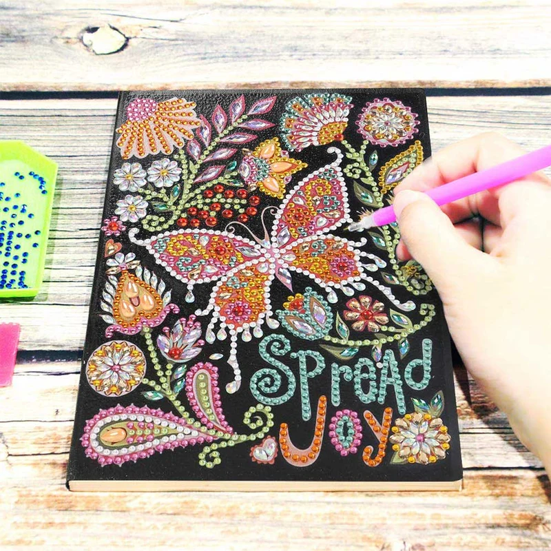 5D Diamond Painting Notizbuch – Spread Joy mit Schmetterling