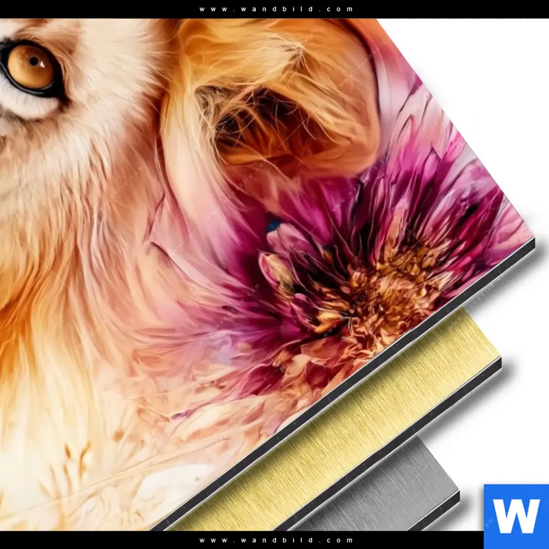 Aluminiumbild gebürstet | Florale Stärke – Der Löwe | Hochformat