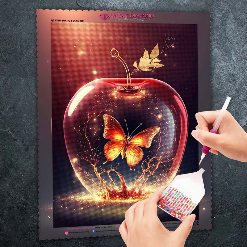 5D Diamond Painting – Magic Apple