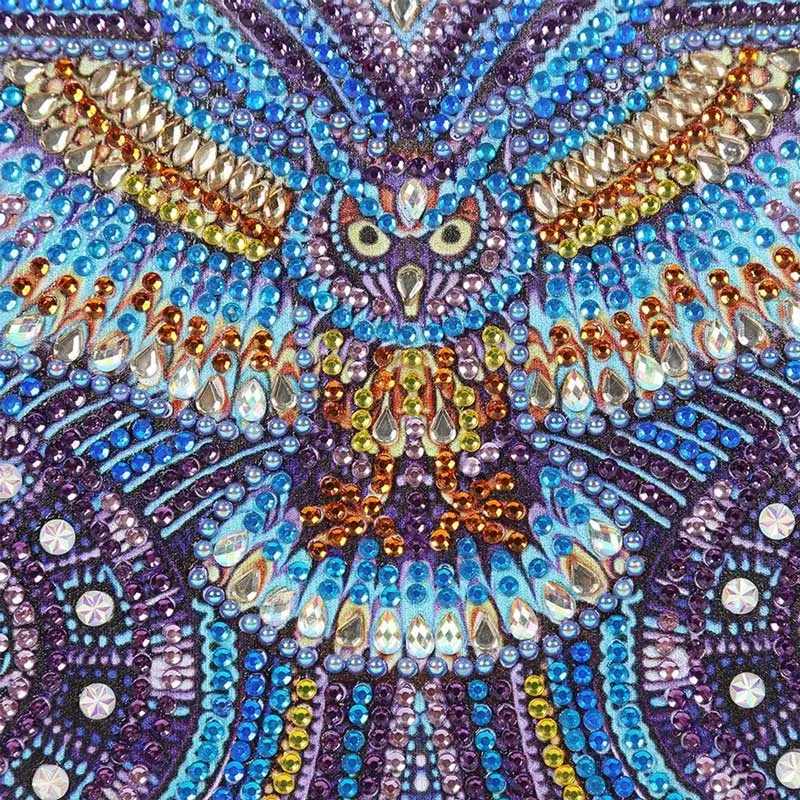 Diamond Painting Notizbuch – Eule der Nacht in Edelsteinfarben