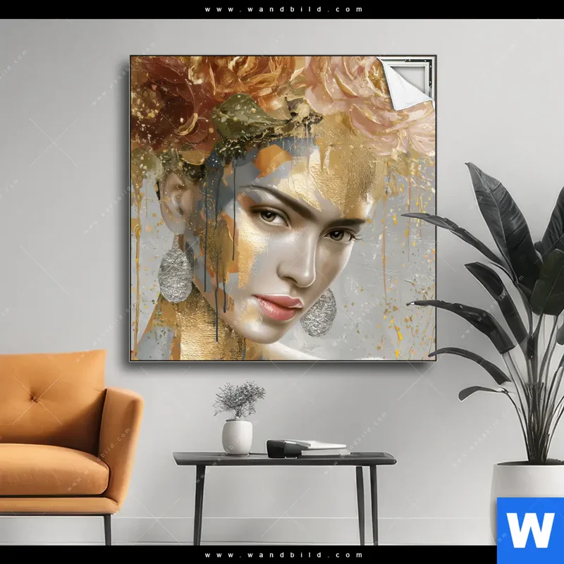 Spannbild | Frau mit floraler Krone | Quadrat