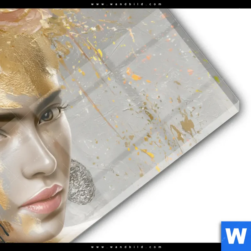 Acrylglasbild | Frau mit floraler Krone | Querformat