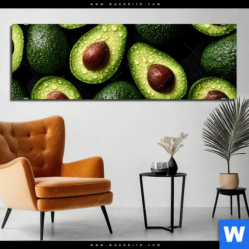 Aluminiumbild gebürstet | Avocados mit Wassertropfen | Panorama
