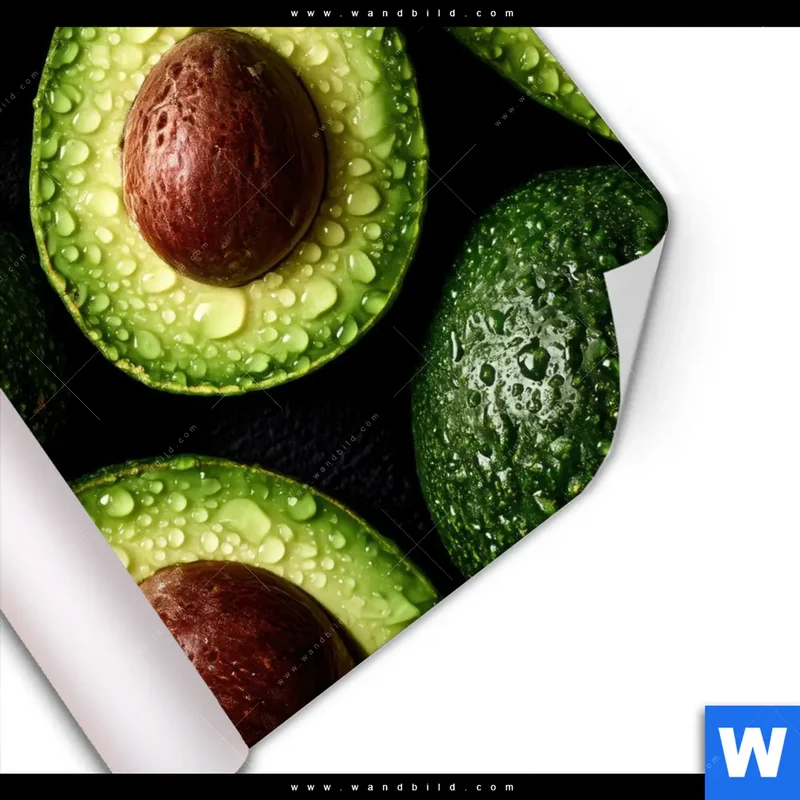 Poster | Avocados mit Wassertropfen | Quadrat