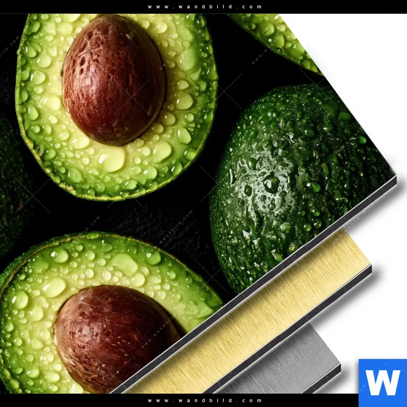 Aluminiumbild gebürstet | Avocados mit Wassertropfen | Quadrat