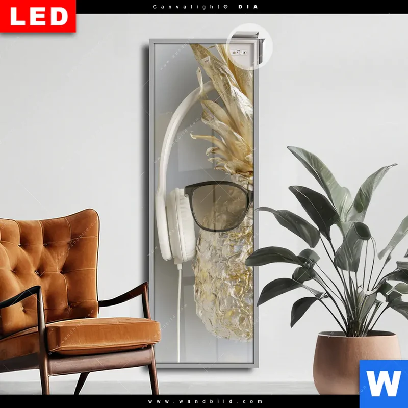 Leuchtbild Acrylglas Canvalight® DIA | Goldene Ananas mit Kopfhörern | Schmal