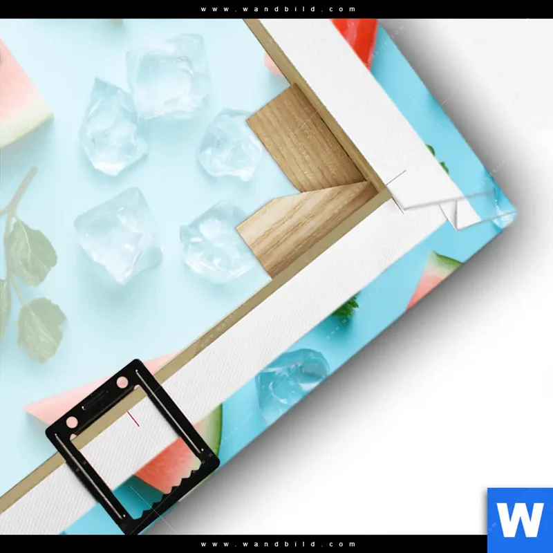 Leinwandbild | Sommergenuss mit Wassermelone | Hochformat
