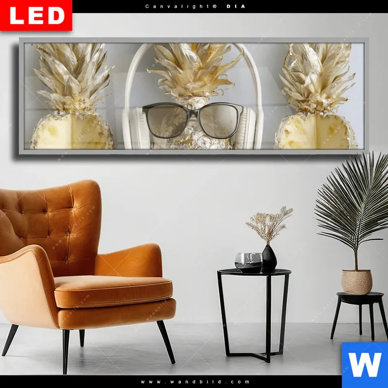 Wechselmotiv Acrylglas Canvalight® DIA | Goldene Ananas mit Kopfhörern | Panorama