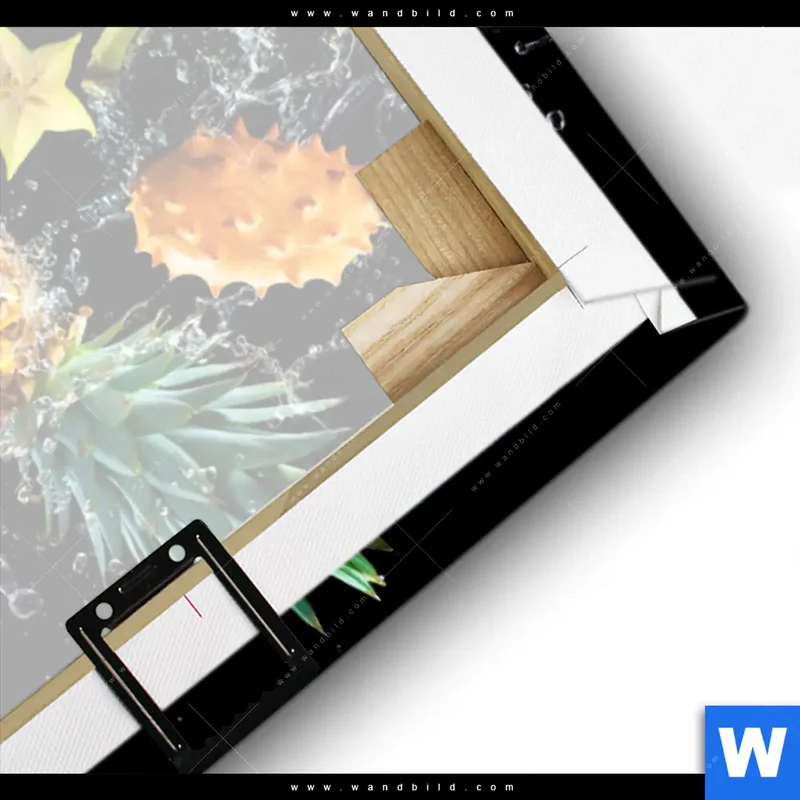 Leinwandbild | Fruchtige Explosion voller Frische | Hochformat