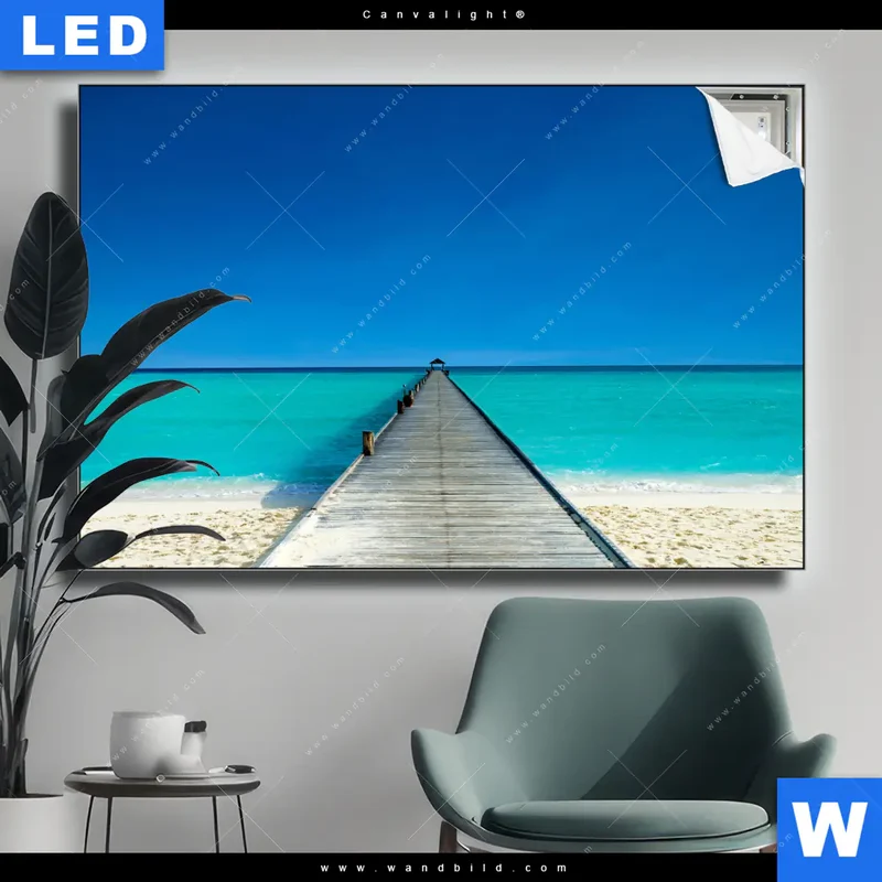 Canvalight® Leuchtbild | Steg ins endlose Blau | Querformat