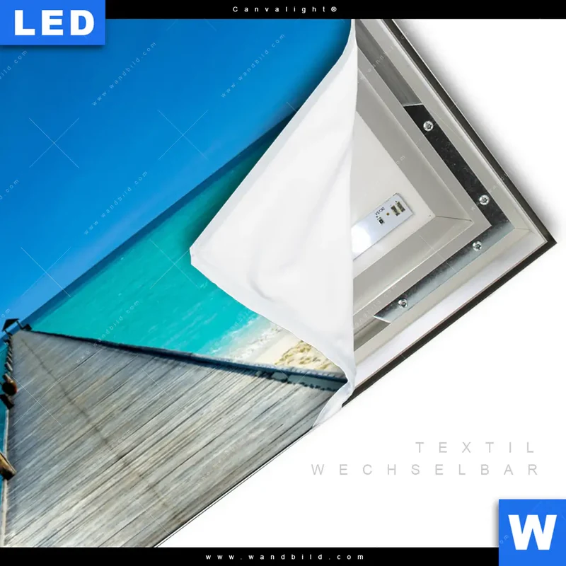 Canvalight® Leuchtbild | Steg ins endlose Blau | Querformat
