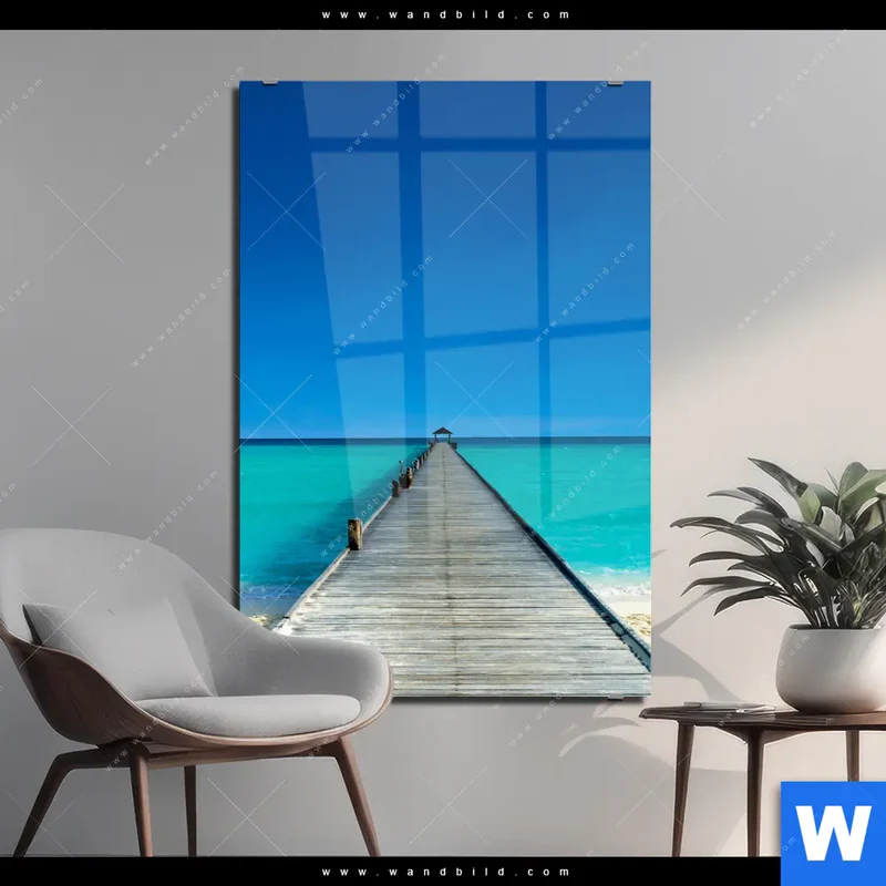 Acrylglasbild | Steg ins endlose Blau | Hochformat