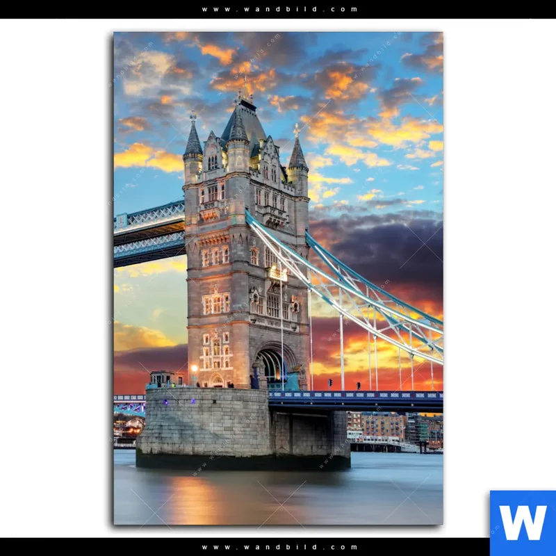 Leinwandbild | Tower Bridge im Abendglanz | Hochformat