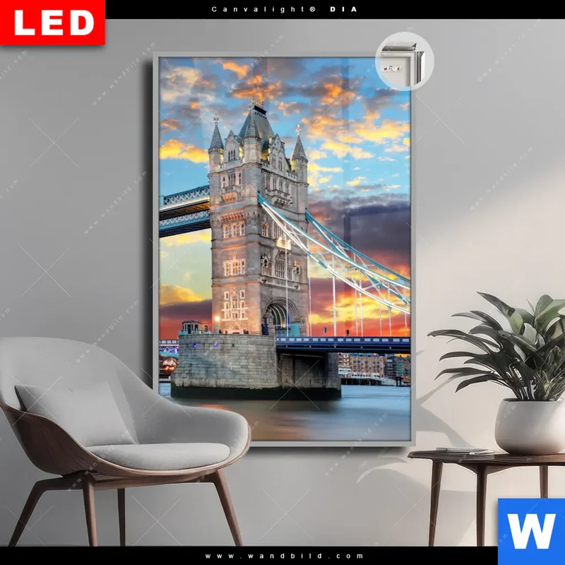 Leuchtbild Acrylglas Canvalight® DIA | Tower Bridge im Abendglanz | Hochformat