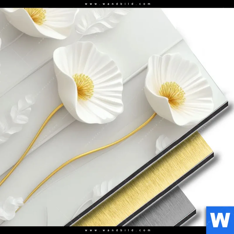 Aluminiumbild gebürstet | Florale Leichtigkeit mit Goldglanz | Hochformat