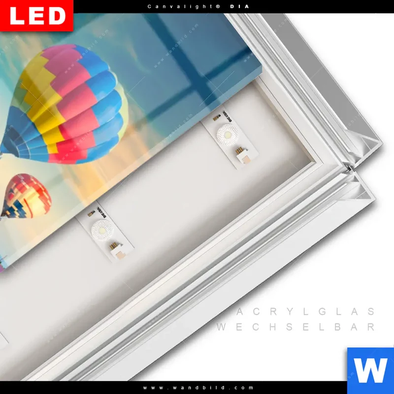 Leuchtbild Acrylglas Canvalight® DIA | Heißluftballons über violetten Feldern | Schmal