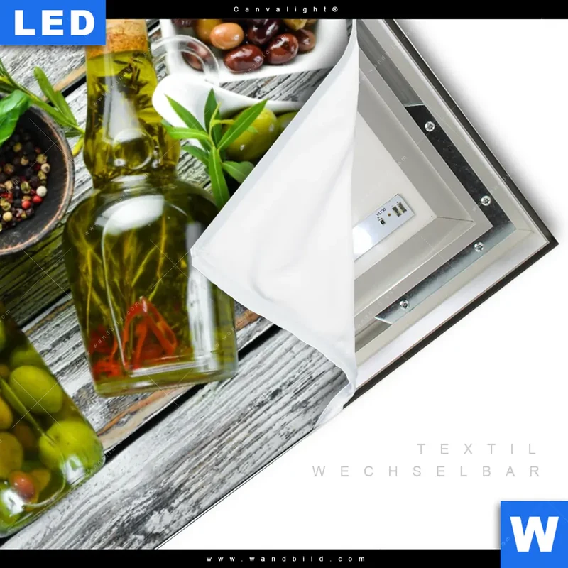 Canvalight® Leuchtbild | Mediterrane Olivenvielfalt | Hochformat