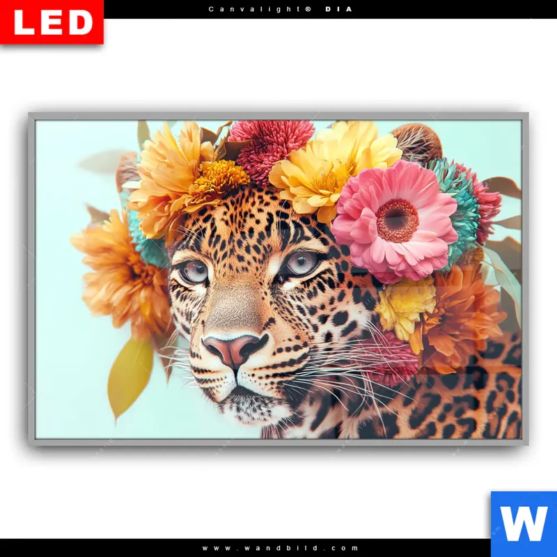 Leuchtbild Acrylglas Canvalight® DIA | Leopard mit Blütenkranz | Querformat