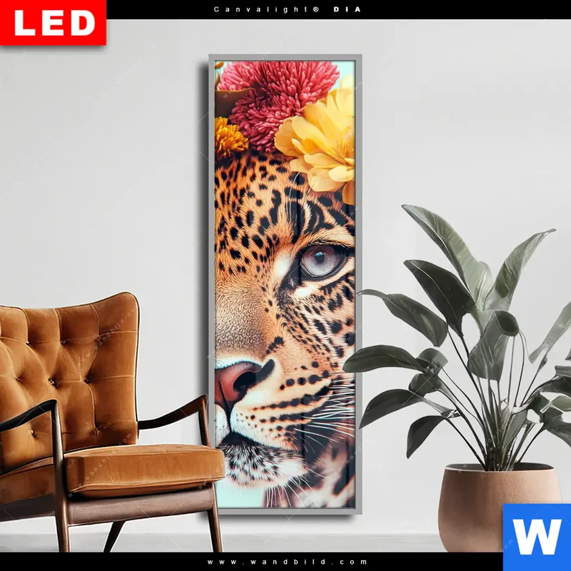 Wechselmotiv Acrylglas Canvalight® DIA | Leopard mit Blütenkranz | Schmal