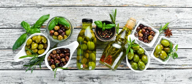 Poster | Mediterrane Olivenvielfalt | Quadrat