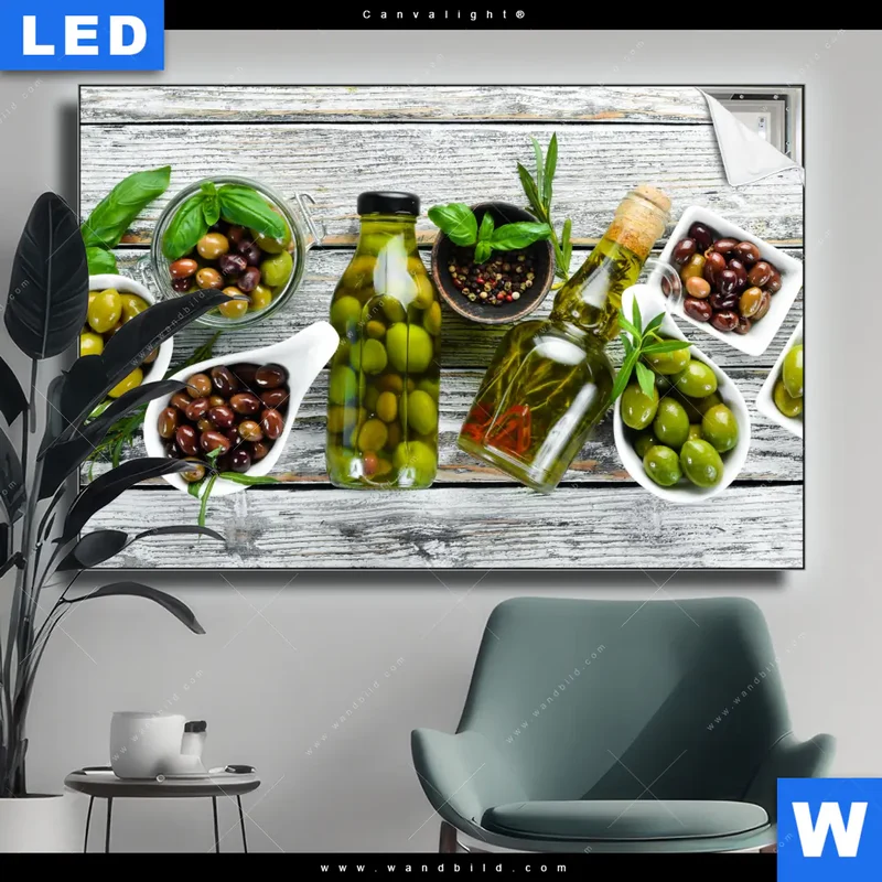 Canvalight® Leuchtbild | Mediterrane Olivenvielfalt | Querformat