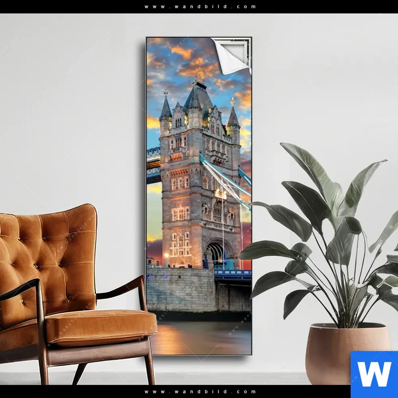 Spannbild | Tower Bridge im Abendglanz | Schmal
