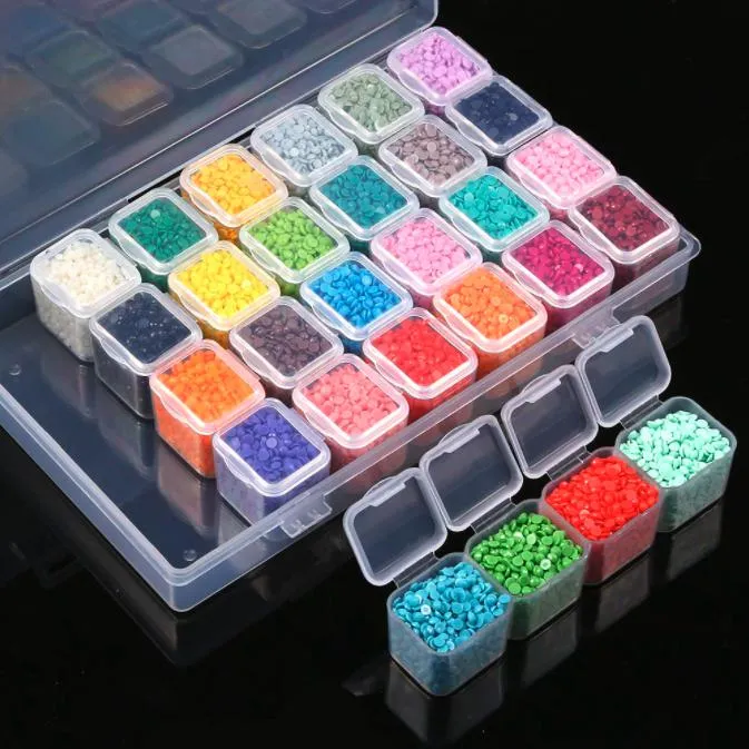 28-Slot Break-Apart Diamond Storage Box